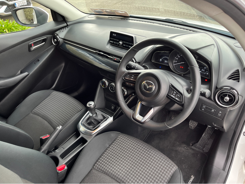 2018 Mazda Mazda2 - image 14
