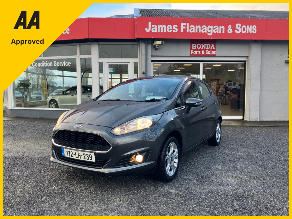 2017 Ford Fiesta ZETEC 1.0 65PS M5 4DR MCA €10,995