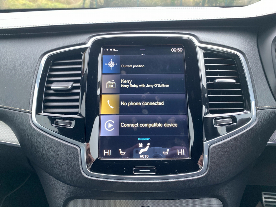 2019 Volvo XC90 - image 12