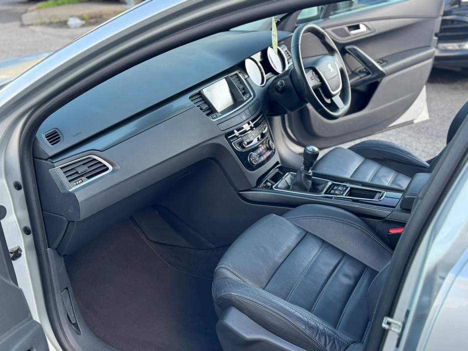 2015 Peugeot 508 - image 18