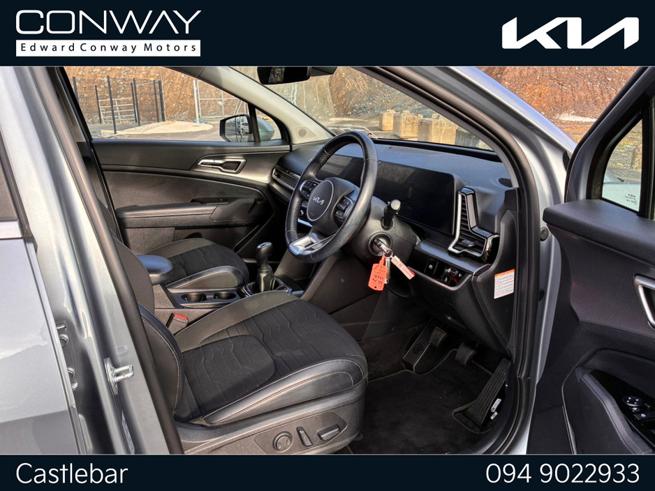 2023 Kia Sportage - image 8