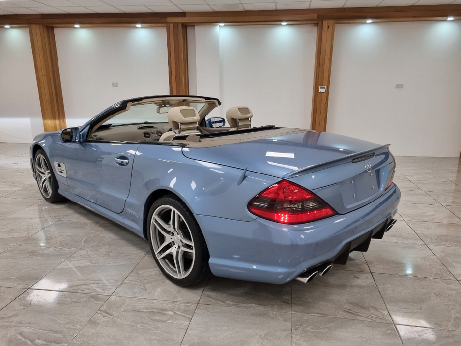 2010 Mercedes-Benz SL Class - image 9
