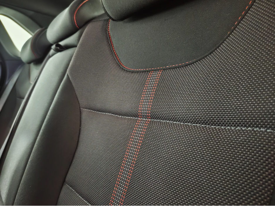 2022 Hyundai i30 - image 15