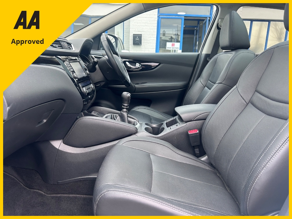 2017 Nissan Qashqai - image 4