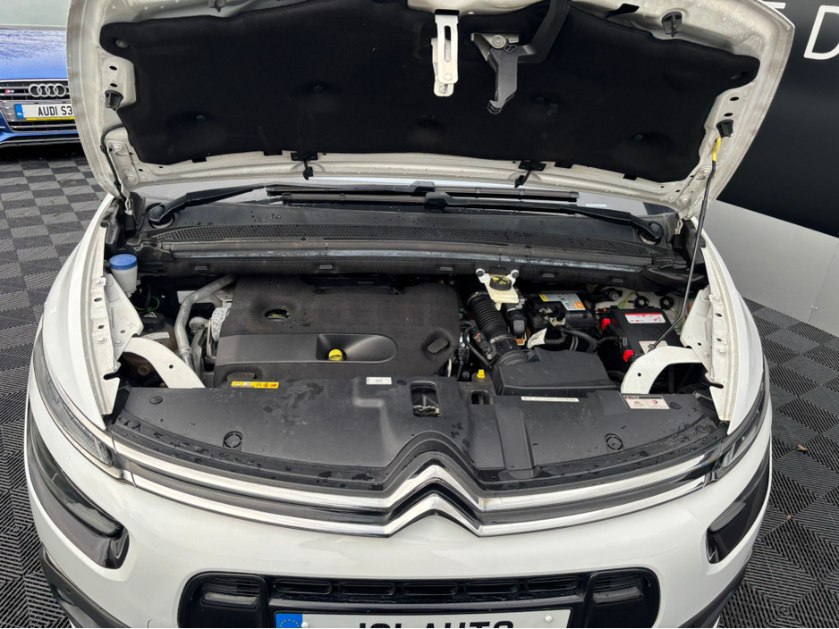 2018 Citroen Grand C4 Picasso - image 8
