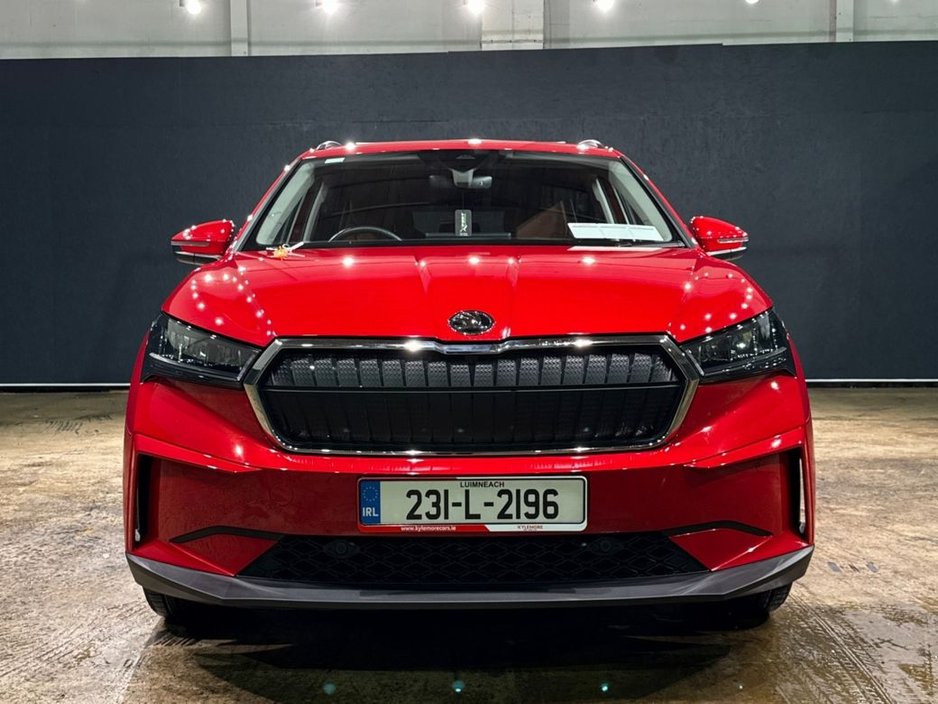 2023 Skoda Enyaq - image 8