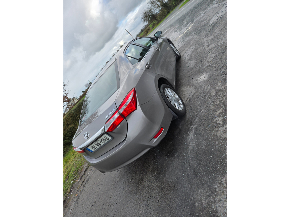 2015 Toyota Corolla D-4D 90 (1.4) Luna €9,800