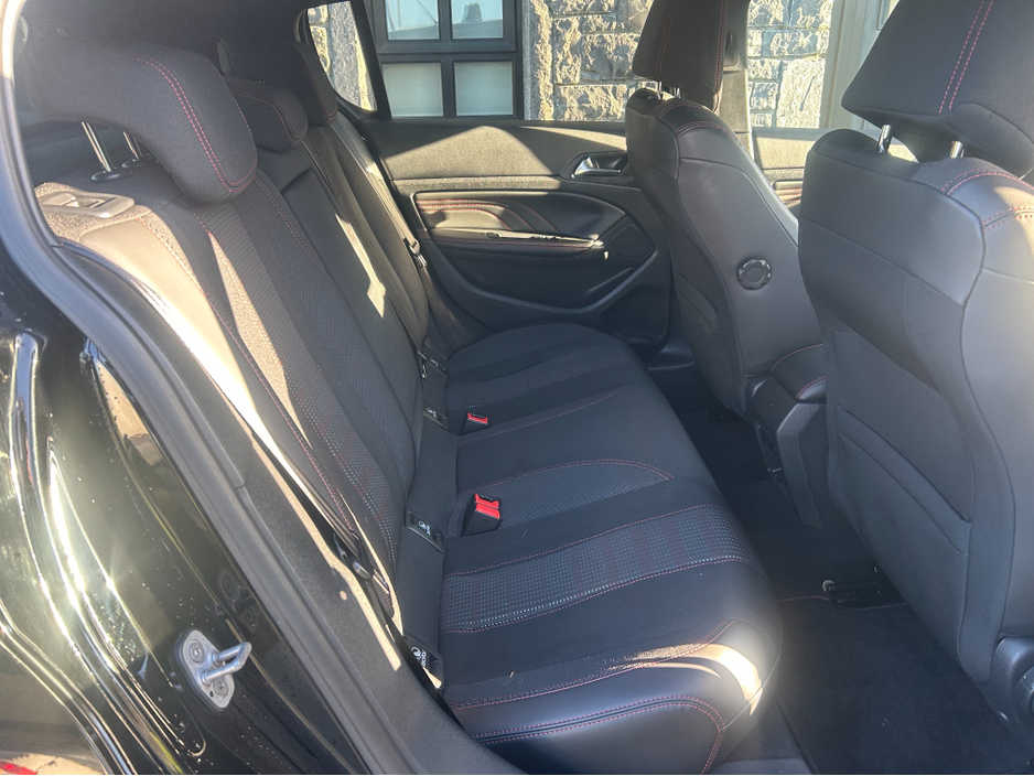 2016 Peugeot 308 1.2 PURETECH 130 GT LINE S/S 5 €8,495