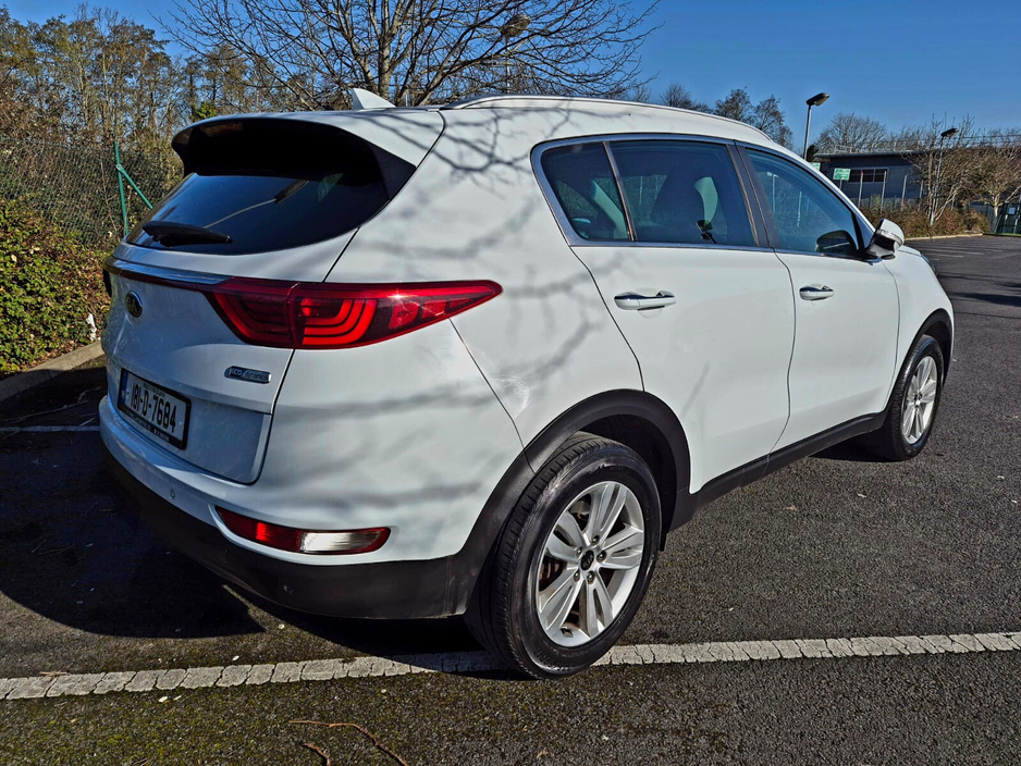 2018 Kia Sportage - image 10