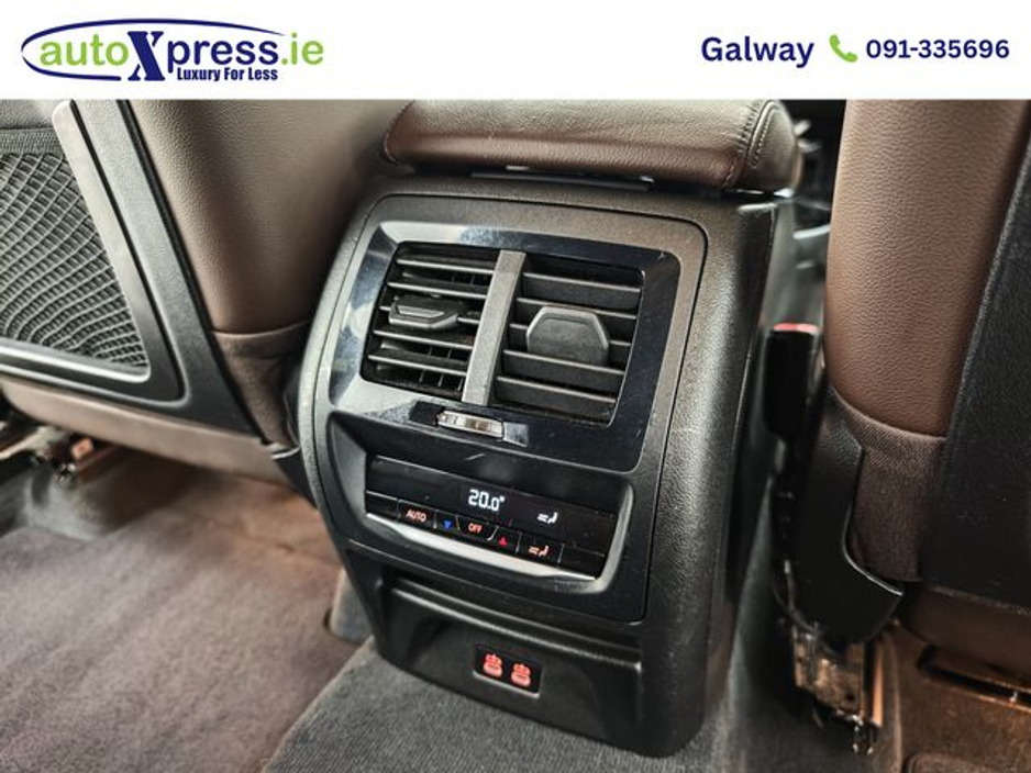 2022 BMW X3 - image 8