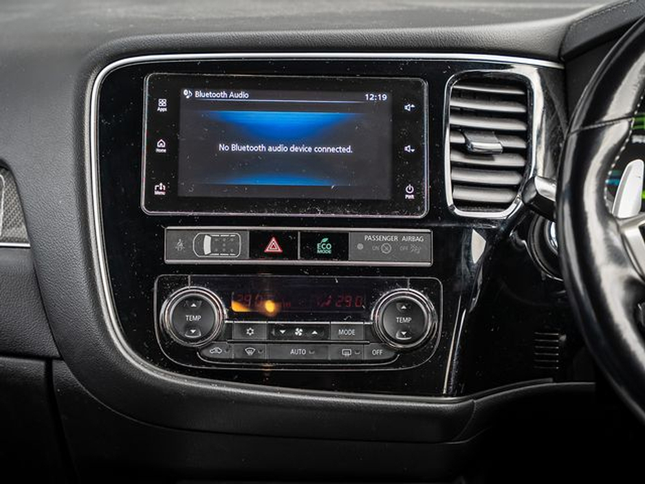 2018 Mitsubishi Outlander 2.4 4H Phev 132BHP 5DR Auto €19,950