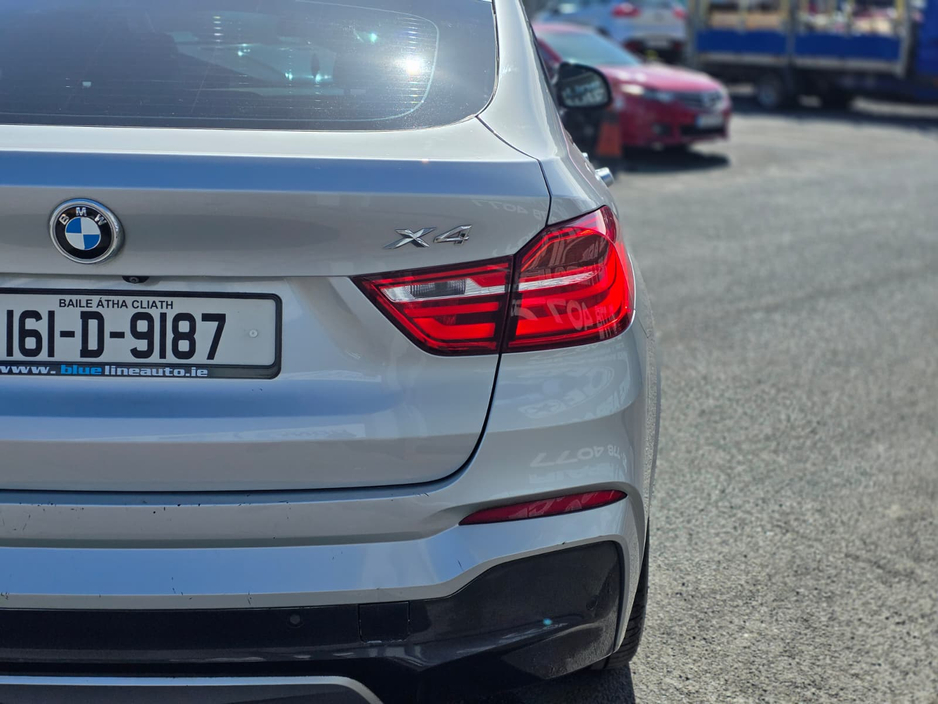 2016 BMW X4 - image 29