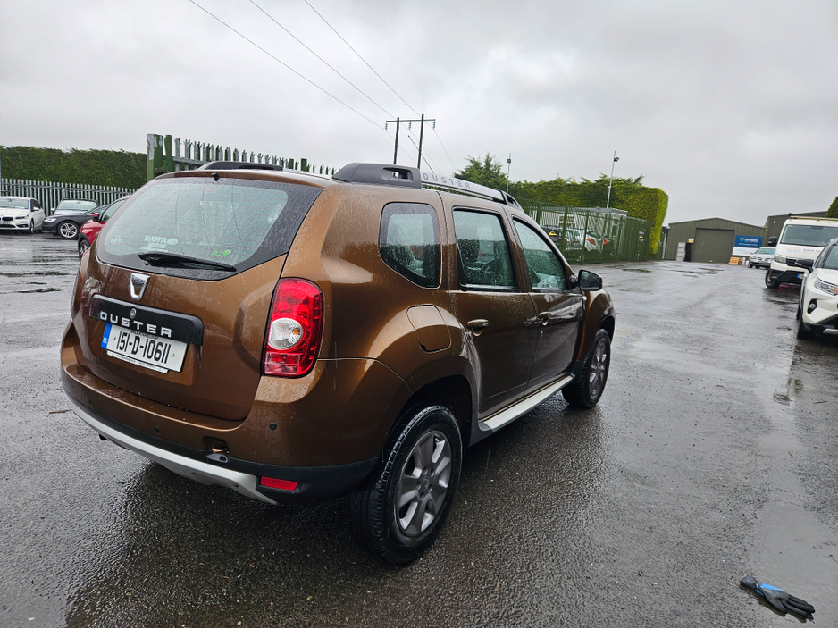 2015 Dacia Duster SIGNATURE 1.5 DCI 110 4X €5,450
