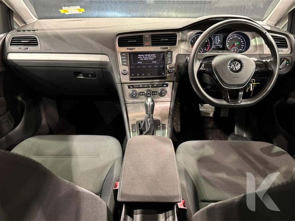 2016 Volkswagen Golf - image 13