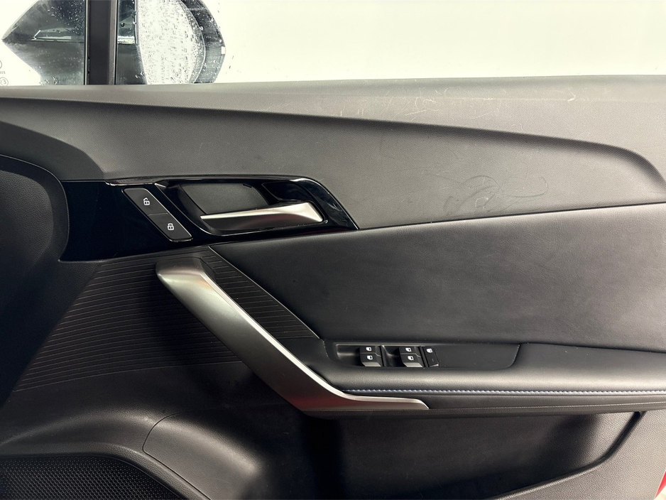 2023 MG 4 LR - EXCITE 64KWH**BLACK CLOTH SEATS**DRIVE MODES**ELECTRIC HANDBRAKE**MULTIFUNCTIONAL STEERING WHEEL**AIR CONDITIONING**TOUCH SCREEN MEDIA**APPLE CAR PLAY**CRUISE CONTROL**PARKING SENSORS** €20,995