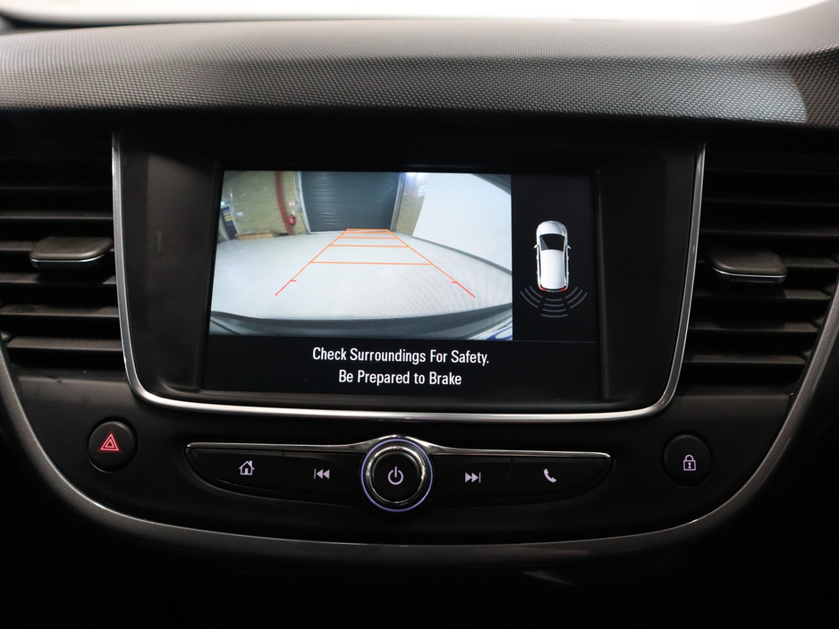 2022 Opel Crossland X - image 16