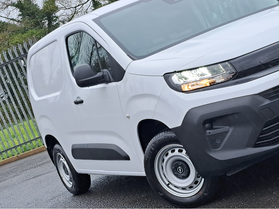2026 Opel Combo - image 9