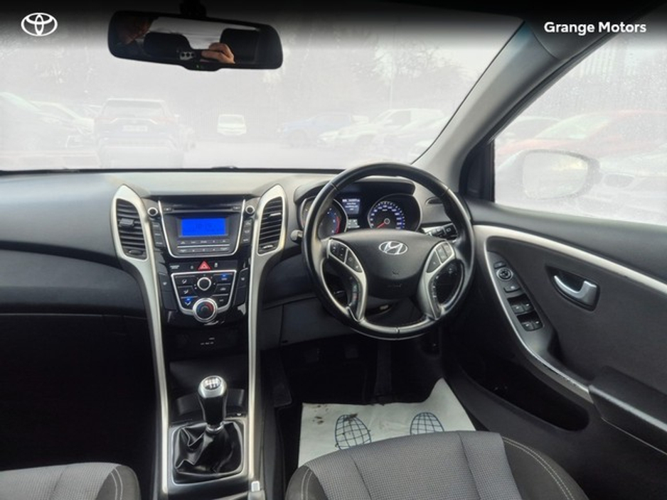 2016 Hyundai i30 1.6 CRDI DELUXE 5DR €11,950