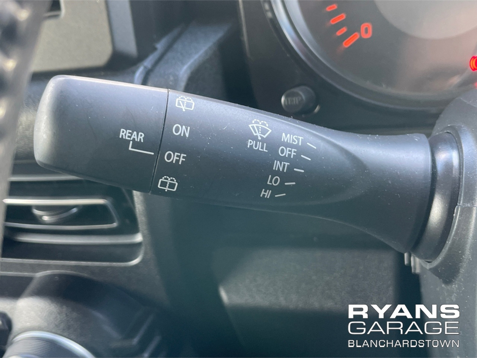 2020 Suzuki Jimny - image 25