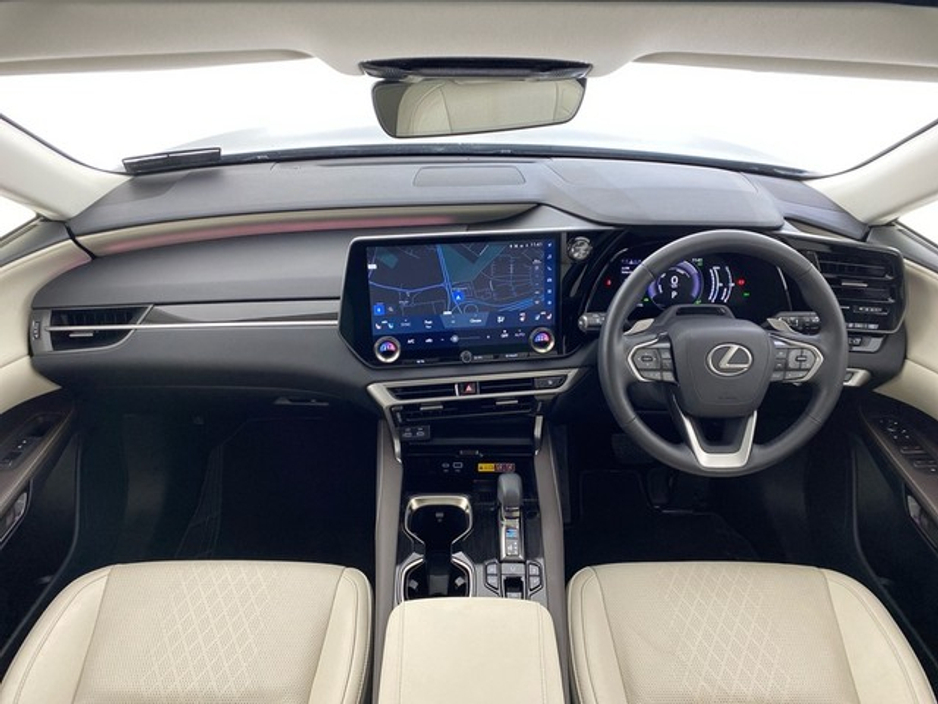 2025 Lexus RX 450h+ Luxury €85,950