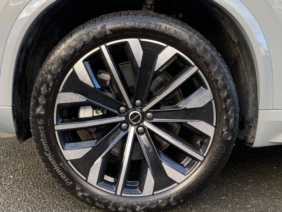 2025 Volvo XC90 *Ultra* T8 PHEV AWD Auto €82,900