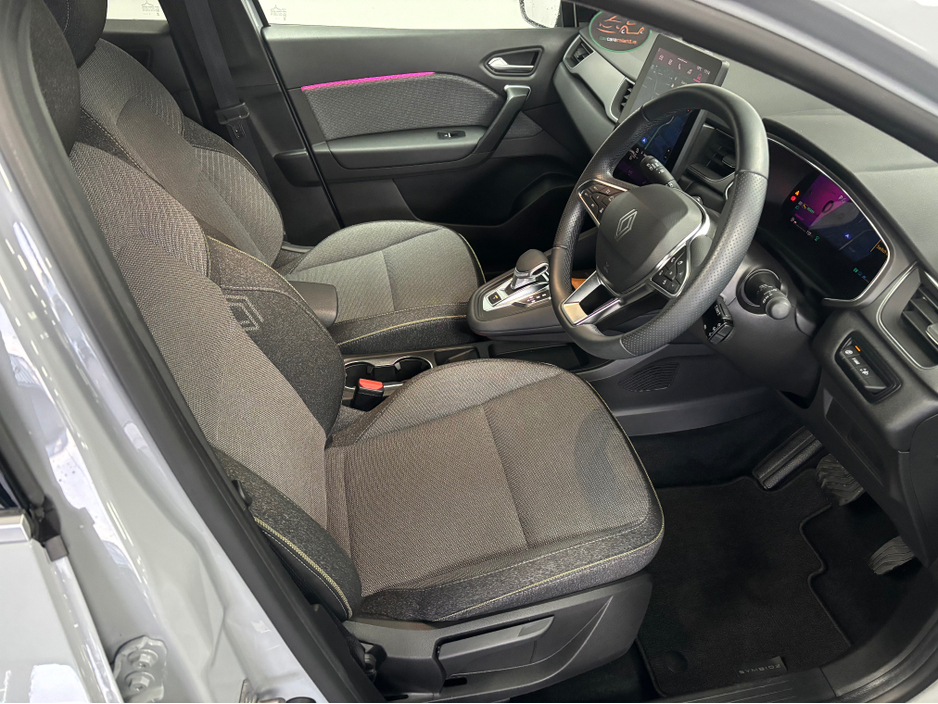 2025 Renault Symbioz - image 8