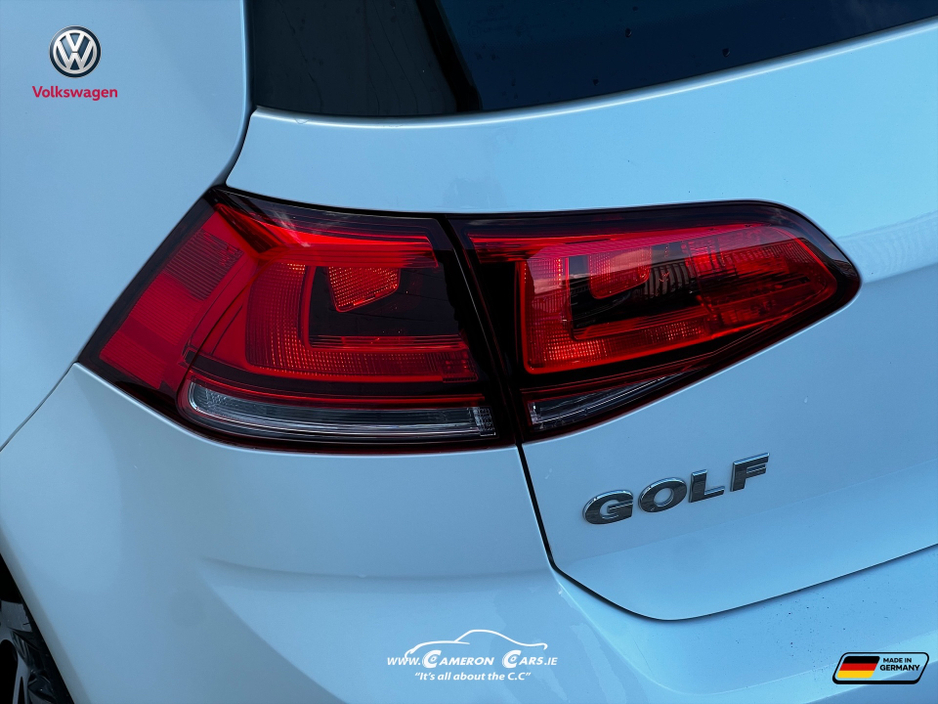 2016 Volkswagen Golf - image 13