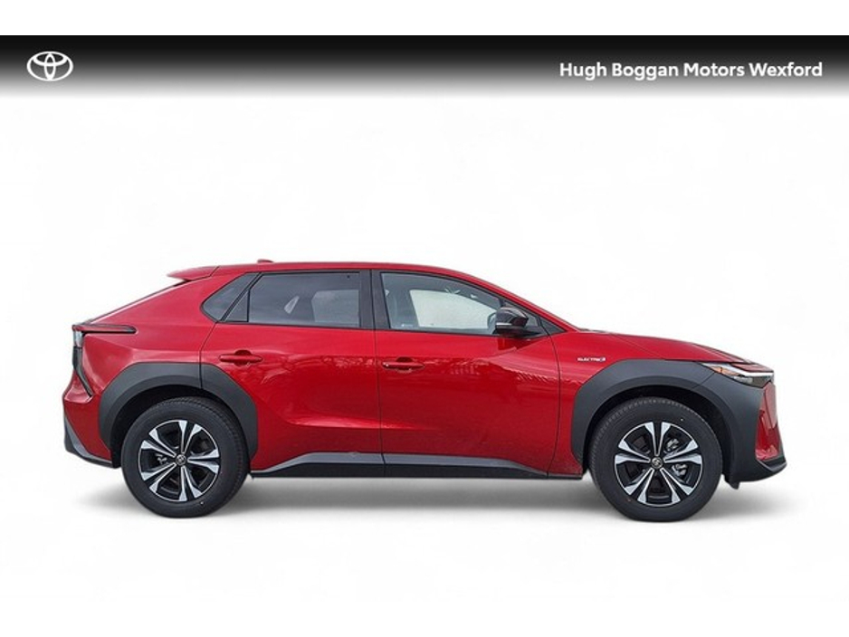 2024 Toyota bZ4X - image 3