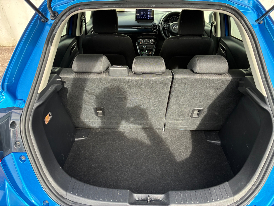 2017 Mazda Demio - image 12