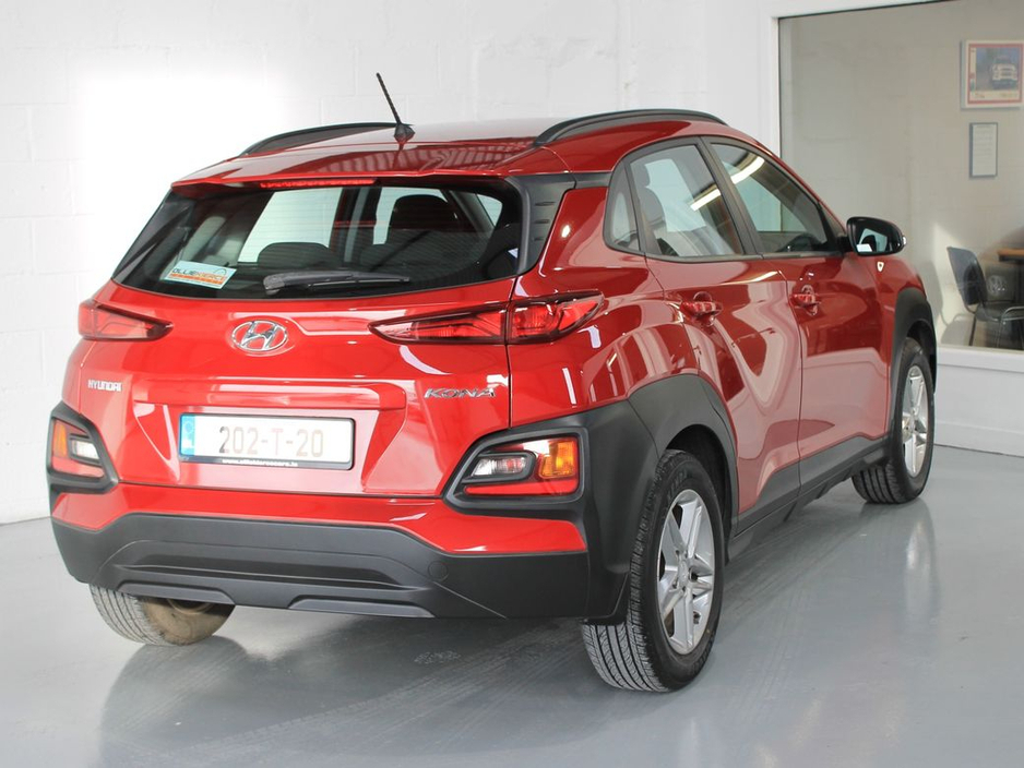 2020 Hyundai Kona - image 6