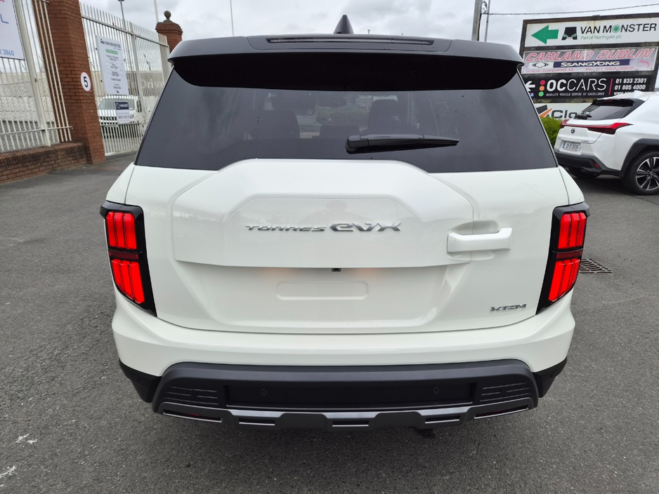 2026 KGM TORRES EVX - image 5