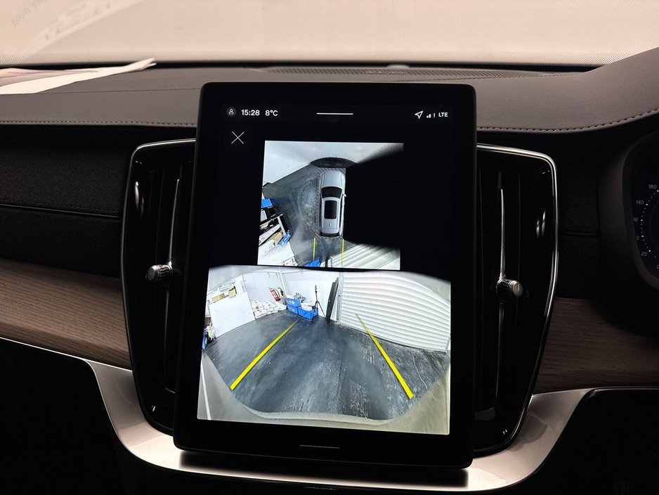 2026 Volvo XC90 - image 19