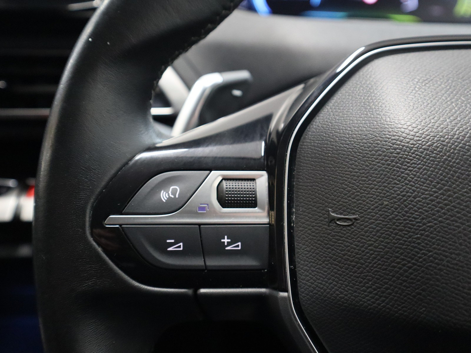 2022 Peugeot 3008 - image 10
