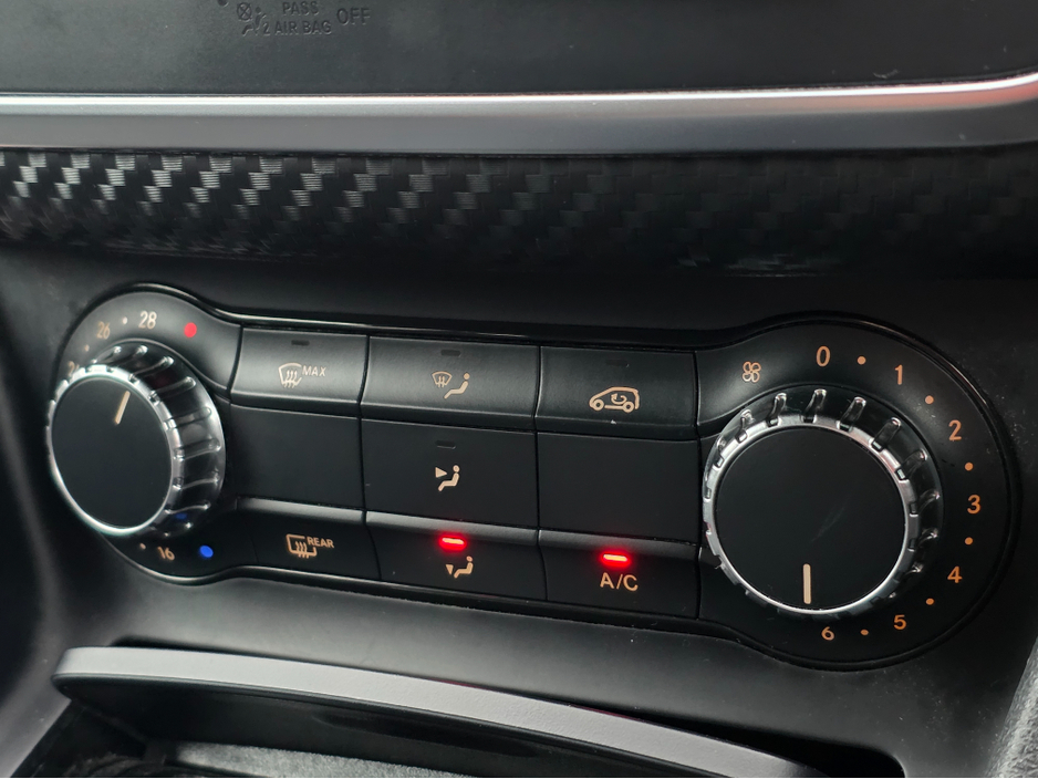 2014 Mercedes-Benz A Class ONLY 29262KM !! A180 AMG LINE SAT NAV PACK - HALF LEATHER SEATS - REV CAMERA / HI SPEC / SYSTEM LOW ROAD TAX BAND / SIMI DEALER €14,750