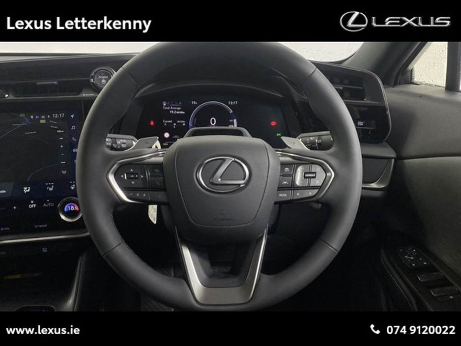 2025 Lexus RZ - image 9