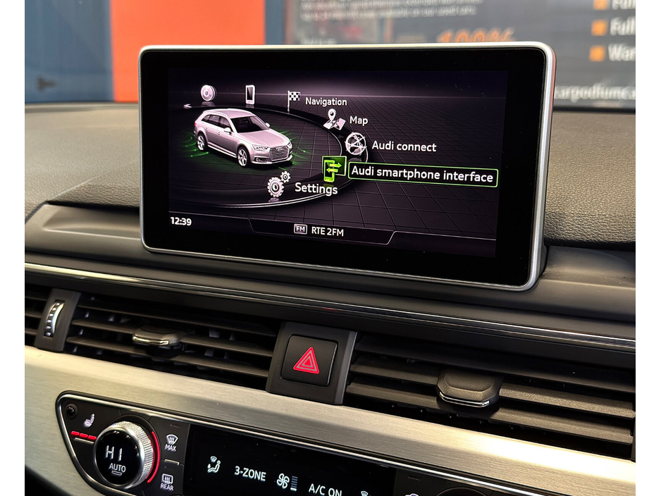 2016 Audi A4 - image 36