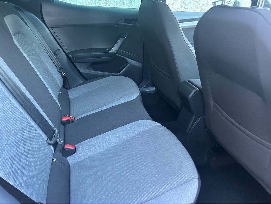 2023 SEAT Ibiza - image 6
