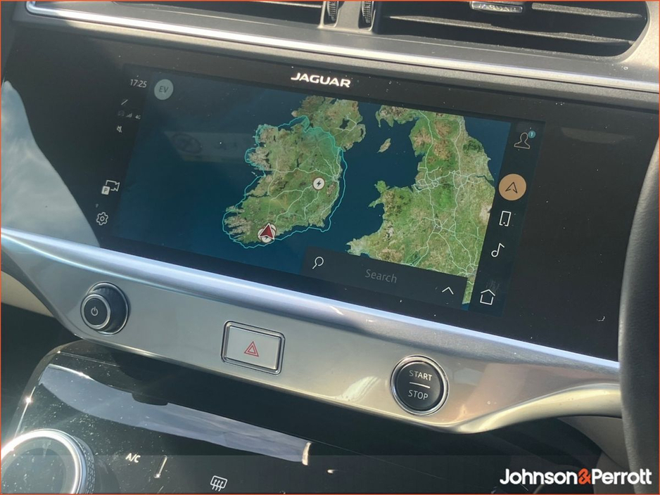 2024 Jaguar I-Pace - image 10