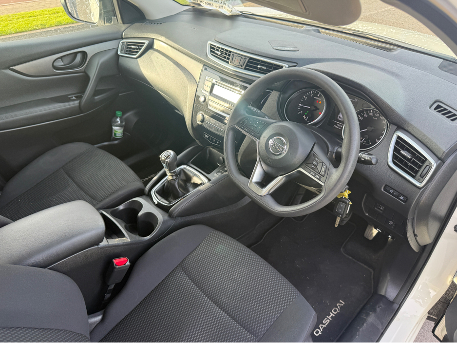 2020 Nissan Qashqai - image 10