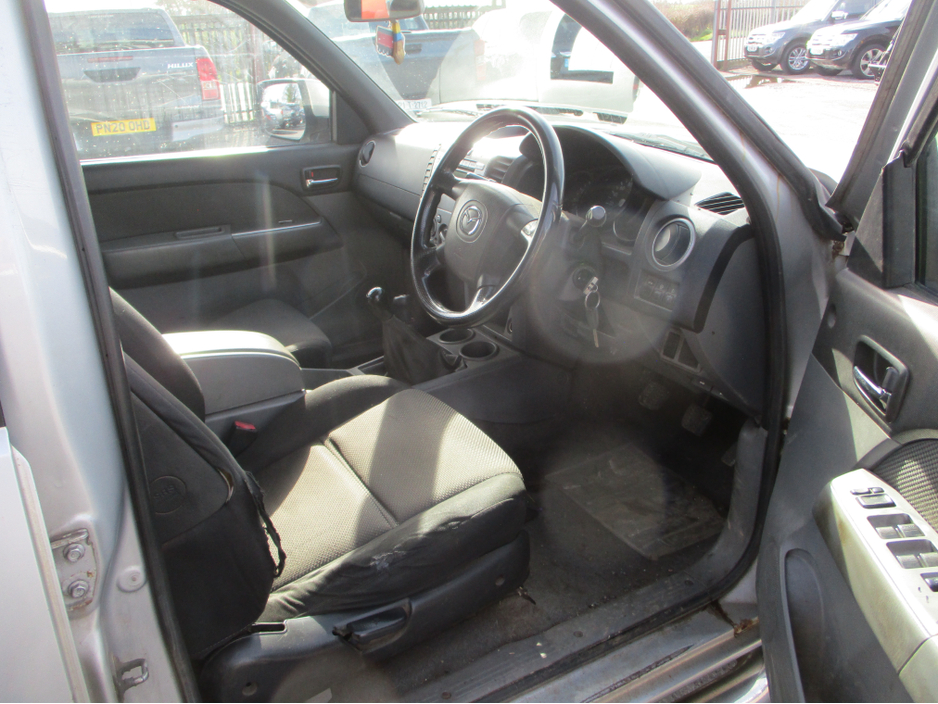 2009 Mazda BT-50 - image 14