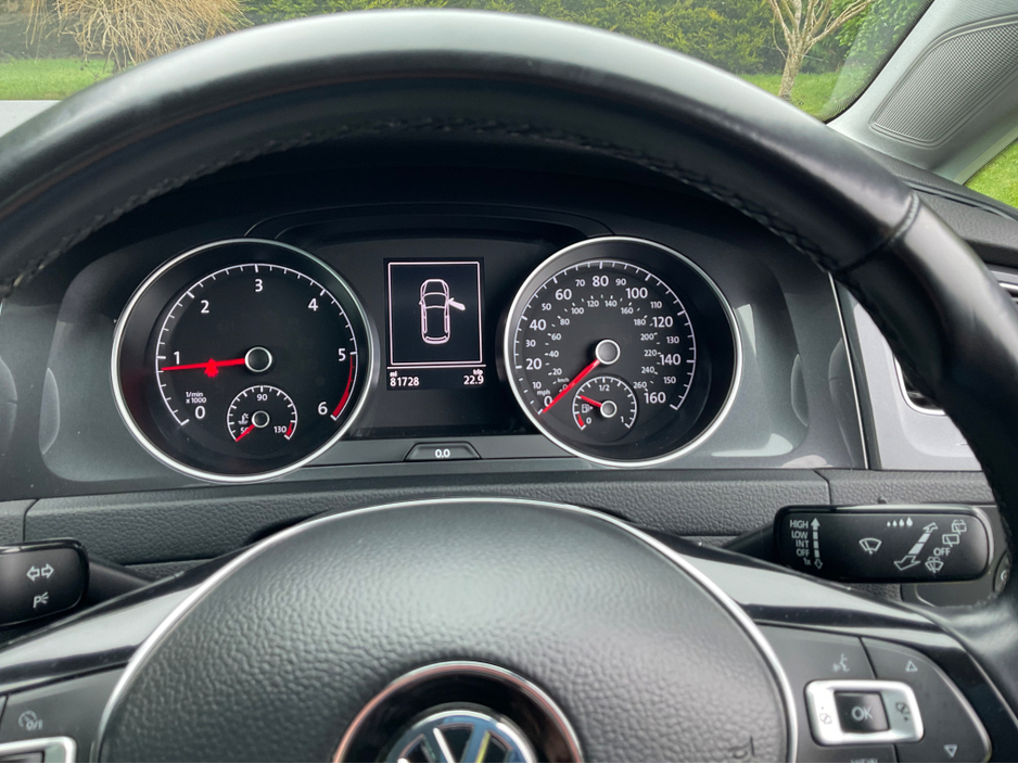 2019 Volkswagen Golf - image 13