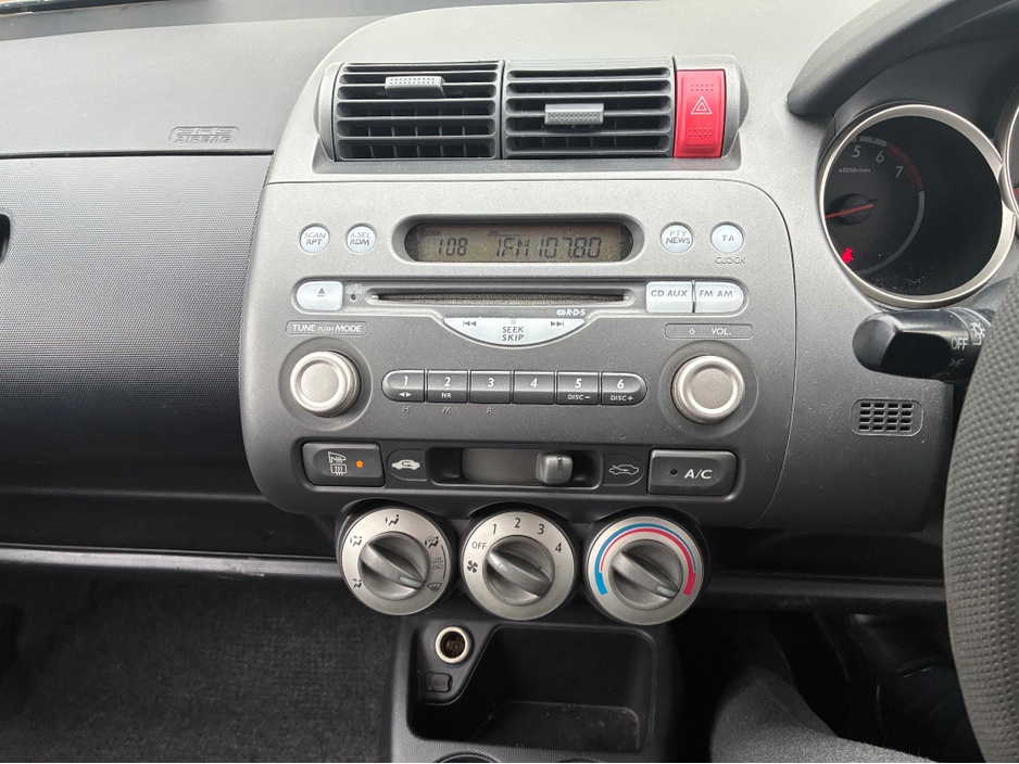 2006 Honda Jazz 1.2 SPORT 5DR S COOL €1,450