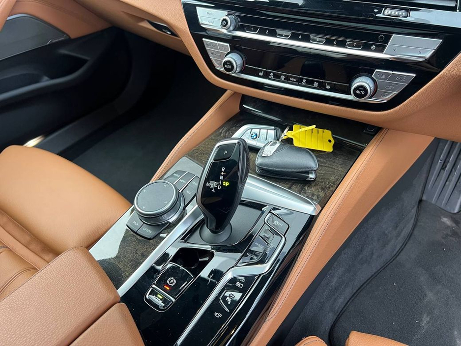 2021 BMW 5 Series 530e LCI M-SPORT COMPETITION 2.0 * HUGE SPEC * // OPENING SUNROOF // LEATHER INTERIOR // HEADS-UP DISPLAY €38,900