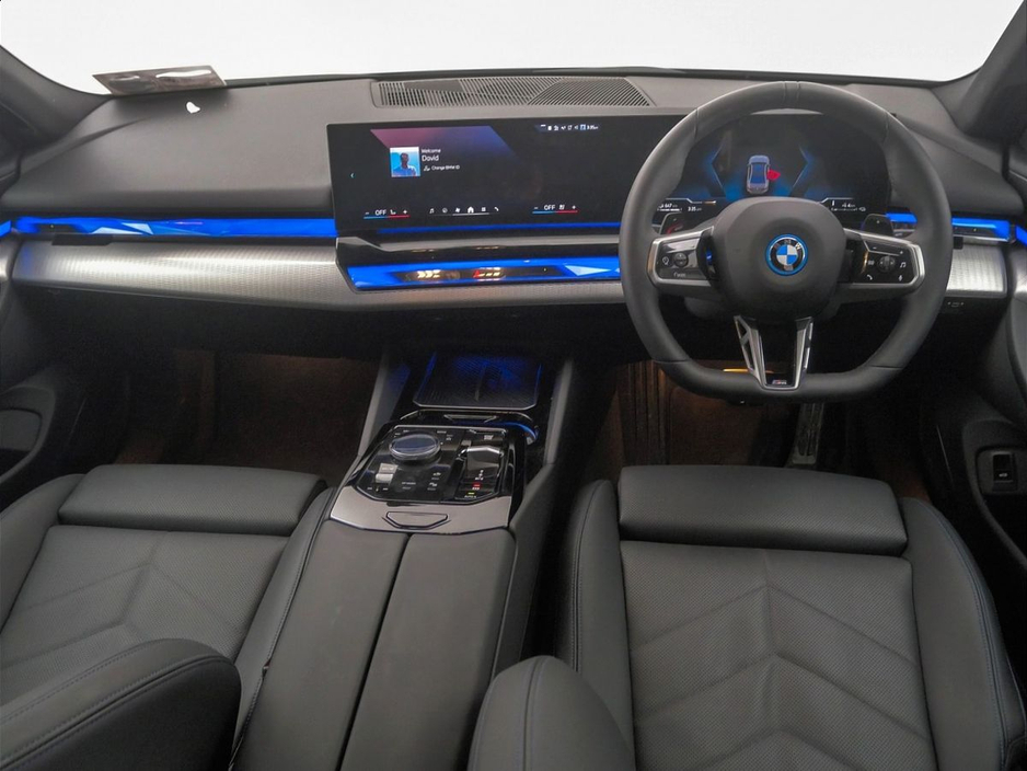2025 BMW 5 Series 530e M Sport Pro Saloon €75,900