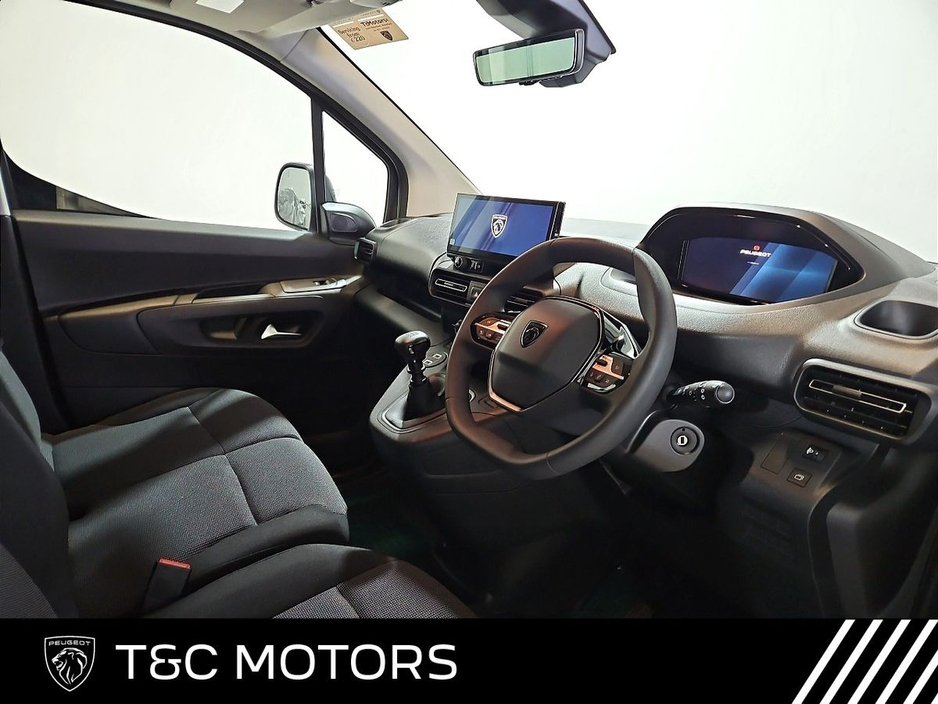 2026 Peugeot Partner - image 5