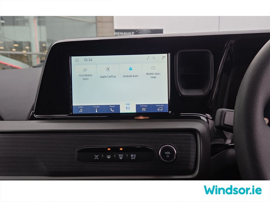 2025 Ford Transit Courier - image 11