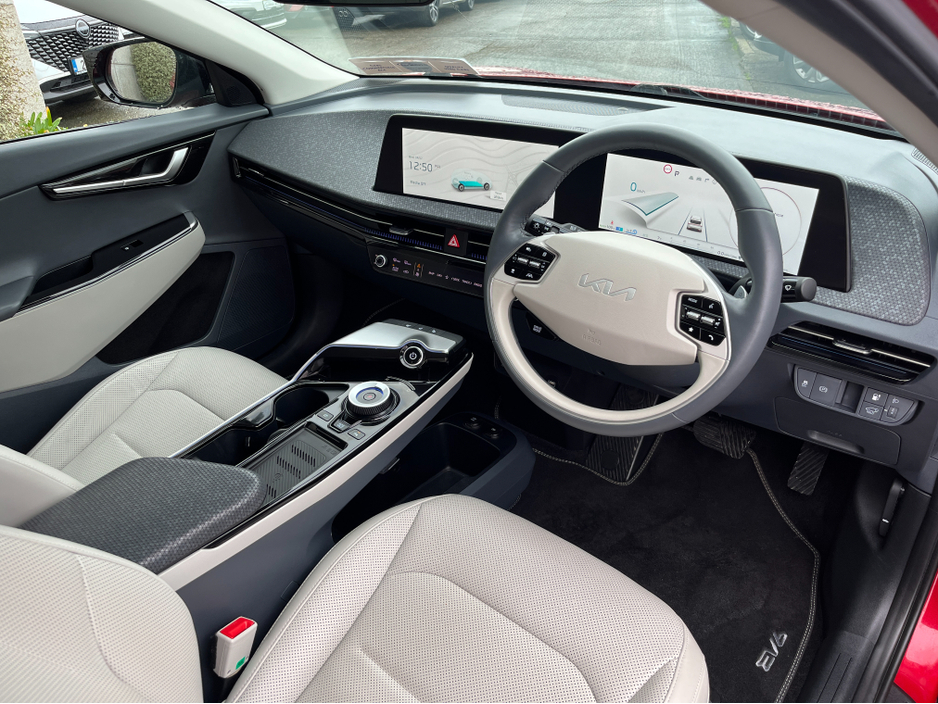 2023 Kia EV6 EARTH EV //HIGH SPEC//LEATHER ELECTRIC HEATED SEATS//HEATED STEERING WHEEL//REVERSE CAMERA//SAT NAV// €27,950