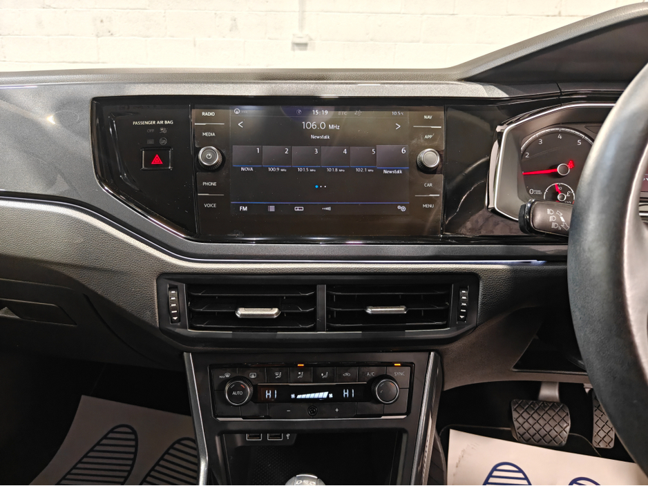 2018 Volkswagen Polo - image 11