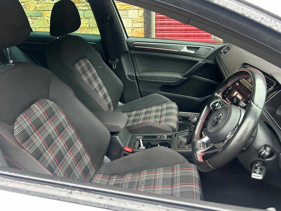 2017 Volkswagen Golf 2.0 TSI 3DR 230HP GTI €25,850