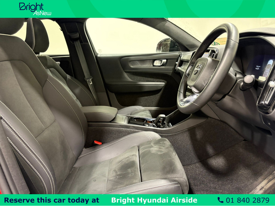 2023 Volvo C40 E CORE 228BHP 5DR AUTO €33,950